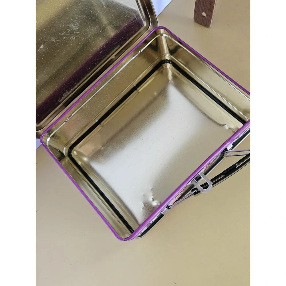 1997 King Features Betty Boop Mini Metal Lunch Box 8